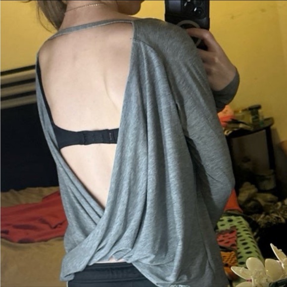 Lululemon criss cross draped open back long sleeve - Picture 3 of 4